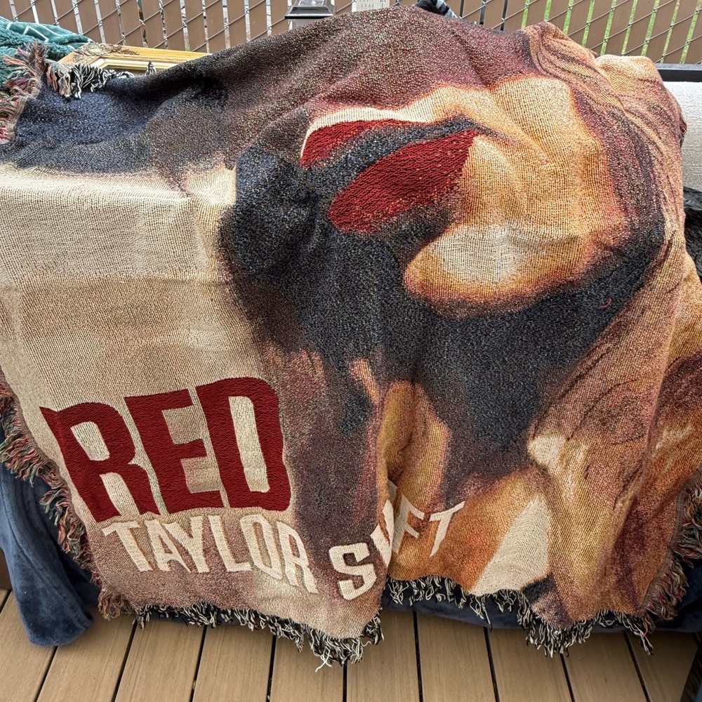 Taylor Swift Throw Blanket
